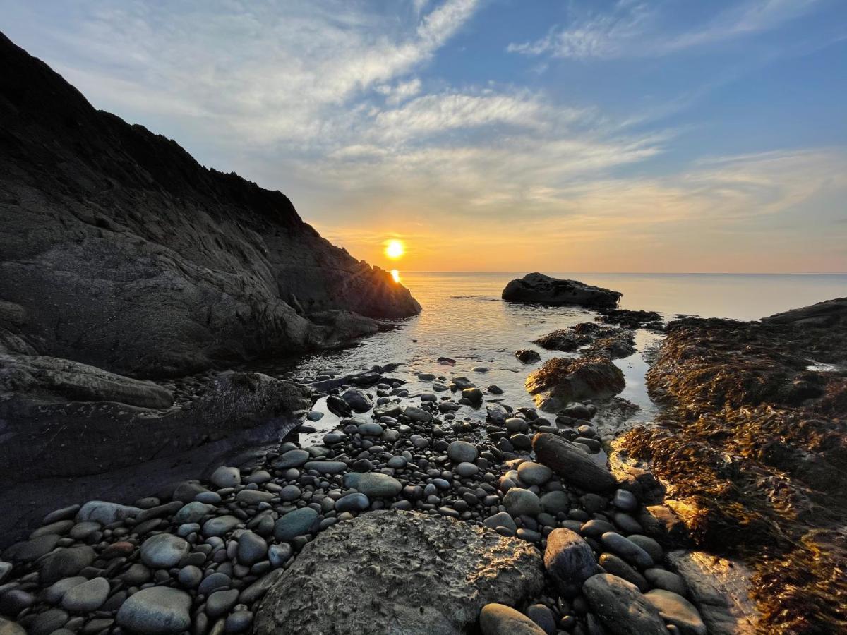 Вілла Mynydd A Mor Trefor  Екстер'єр фото